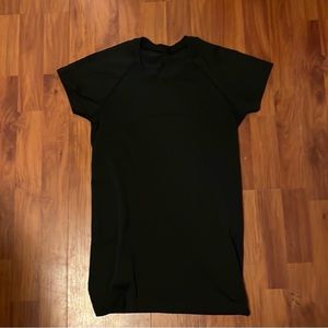 Lululemon Swiftly Tech shirt